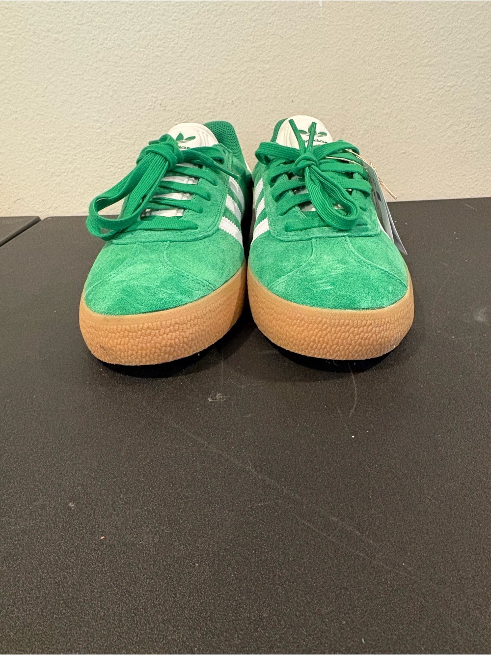 Adidas Gazelle ADV Green Gum Bottoms Casual Shoes JH5247 Mens Size 9.5 - Picture 5 of 10